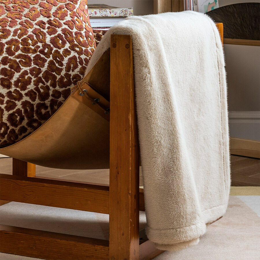 An image of Yves Delorme Frisson Faux Fur Throw