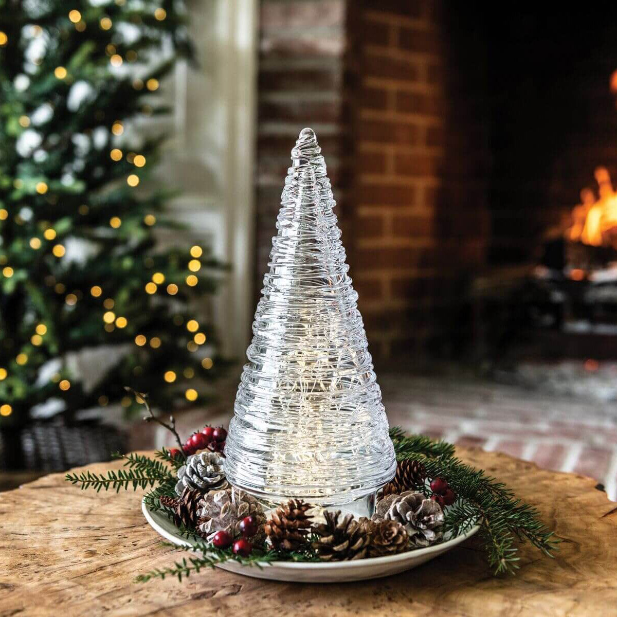 An image of Simon Pearce Echo Lake Tree in Gift Box