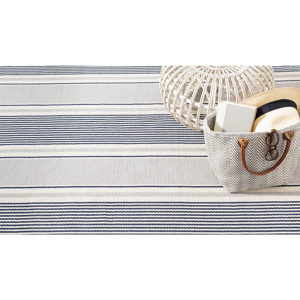 An image of Dash & Albert Gunner Stripe 2'x3' Woven Cotton Rug