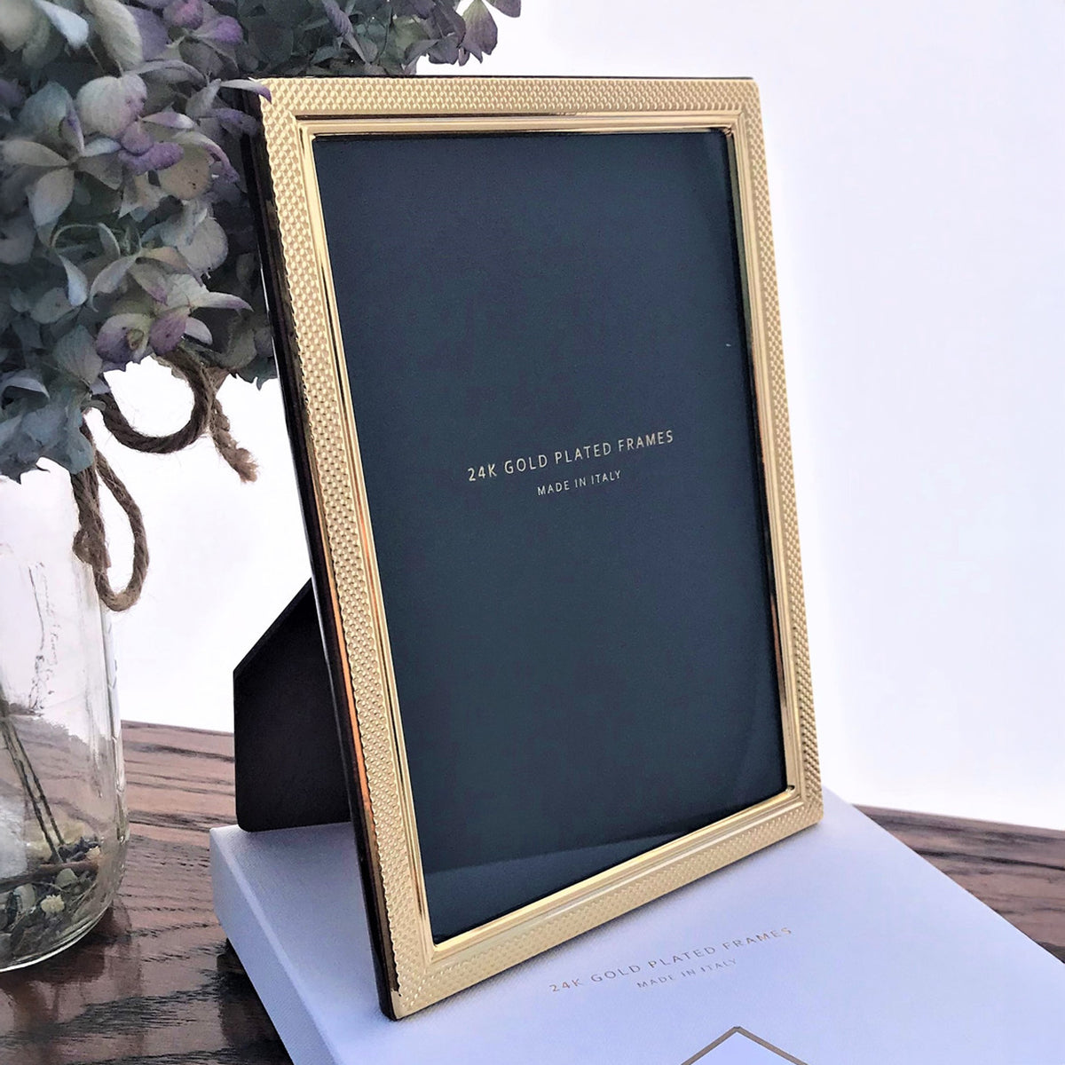 An image of Cunill Droplets Picture Frame