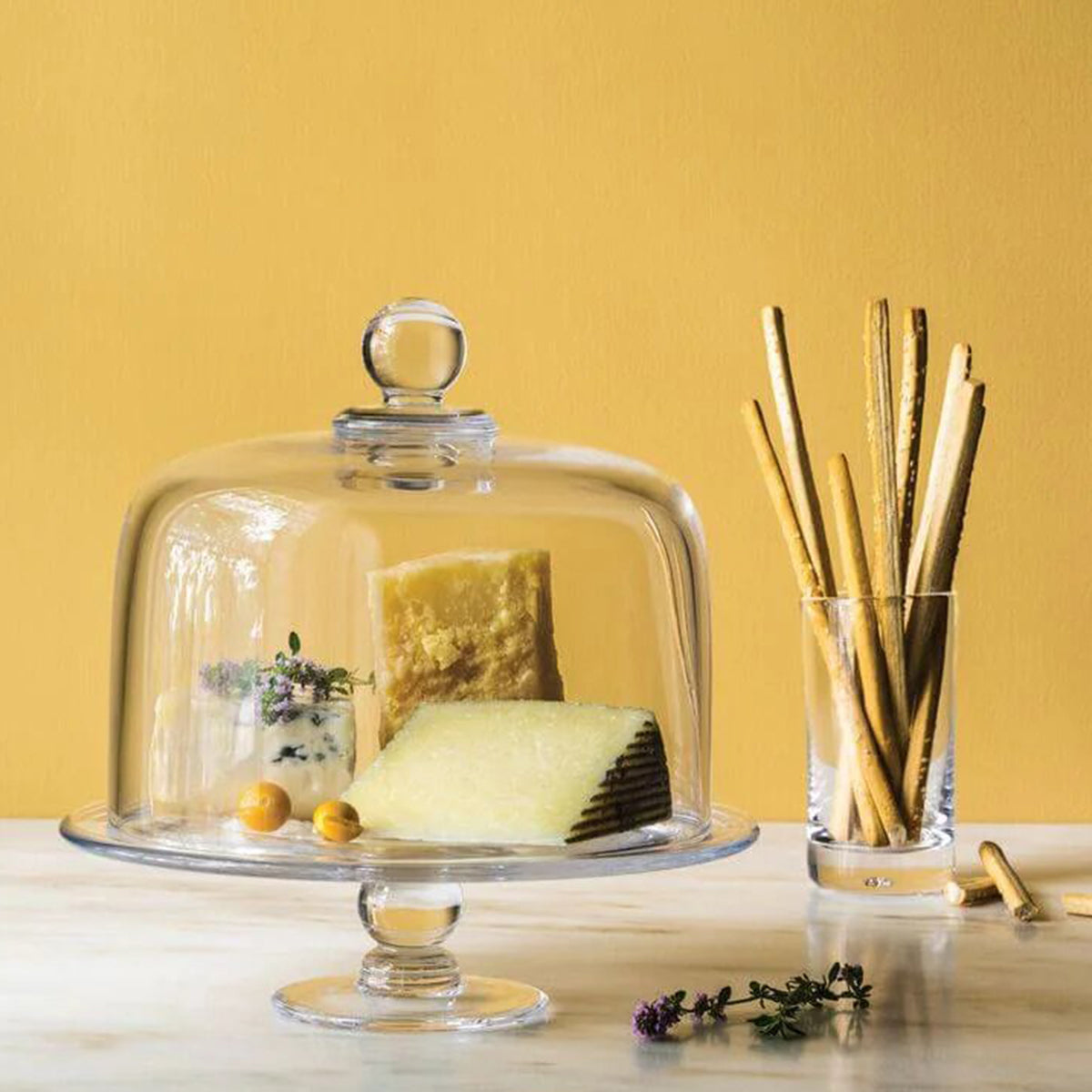 An image of Simon Pearce Hartland Large Cakeplate Dome