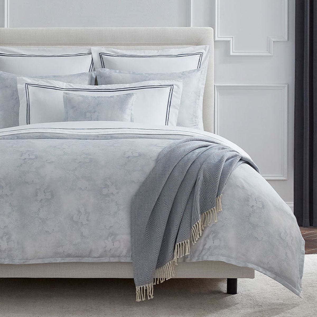 An image of Sferra Pastena Duvet Cover