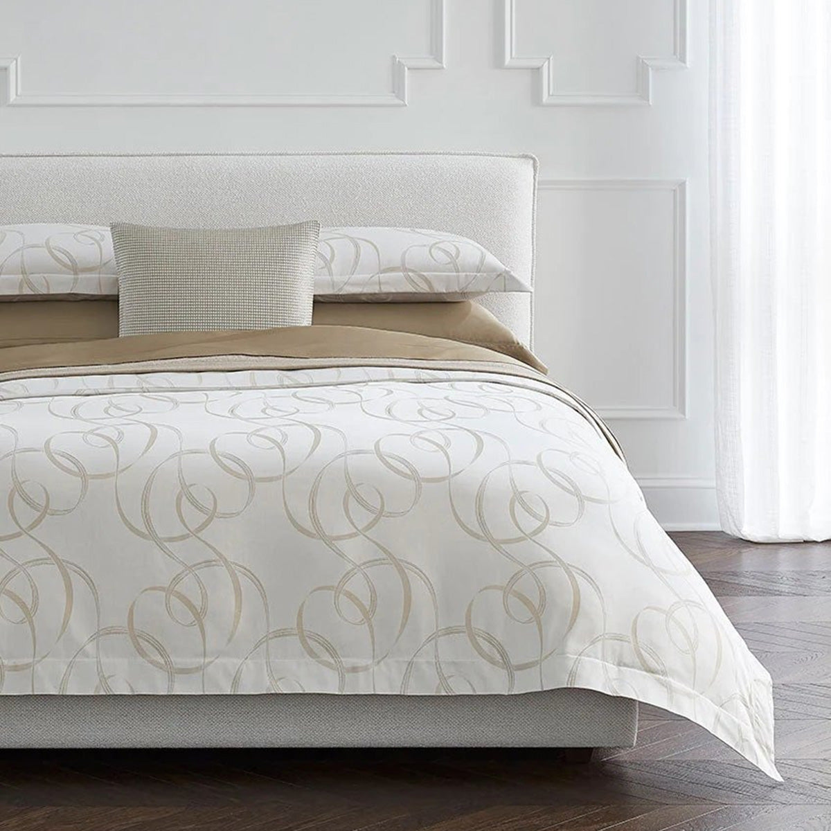 An image of Sferra Caravino Duvet Cover