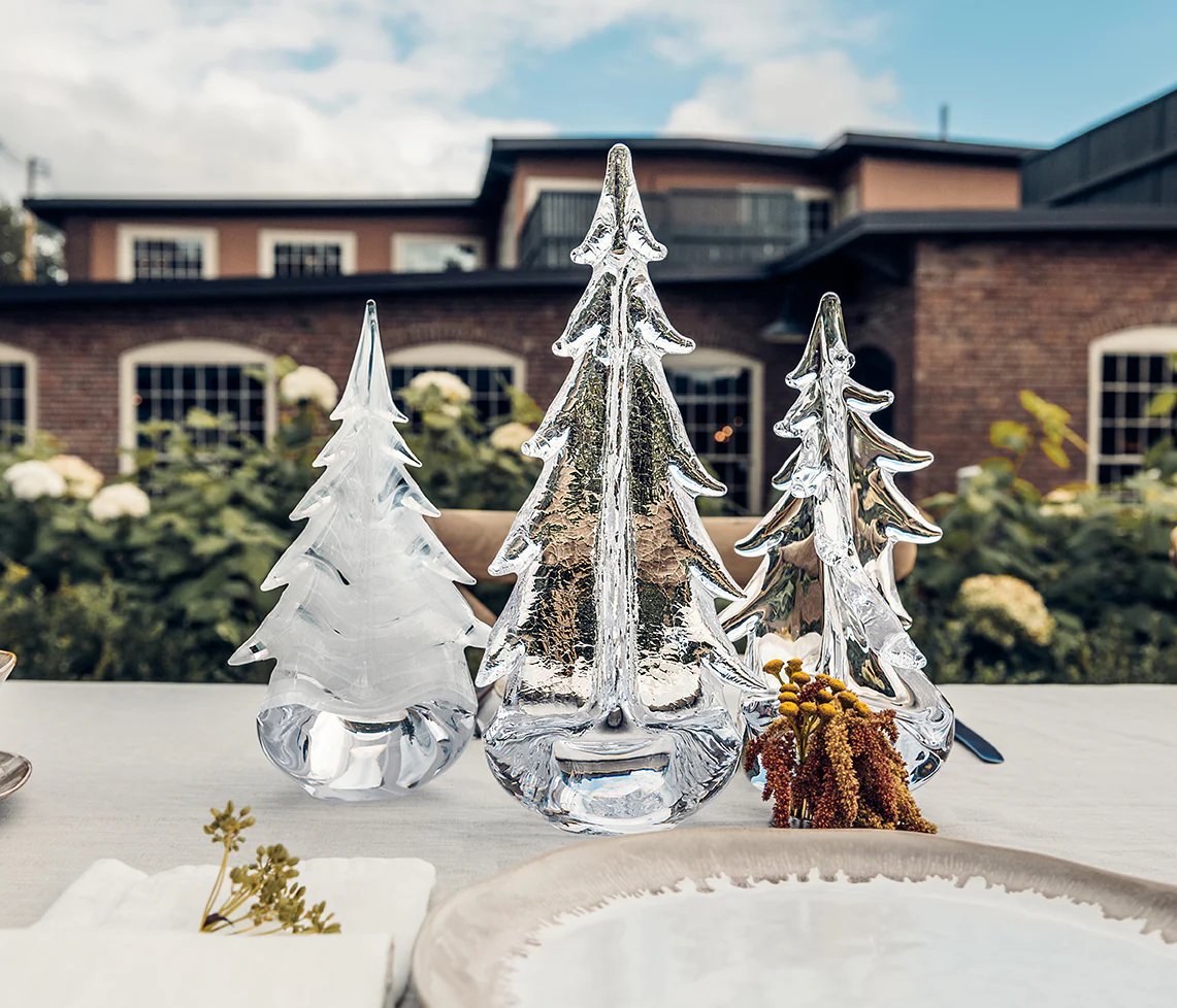 An image of Simon Pearce Crackle Evergreen in Gift Box