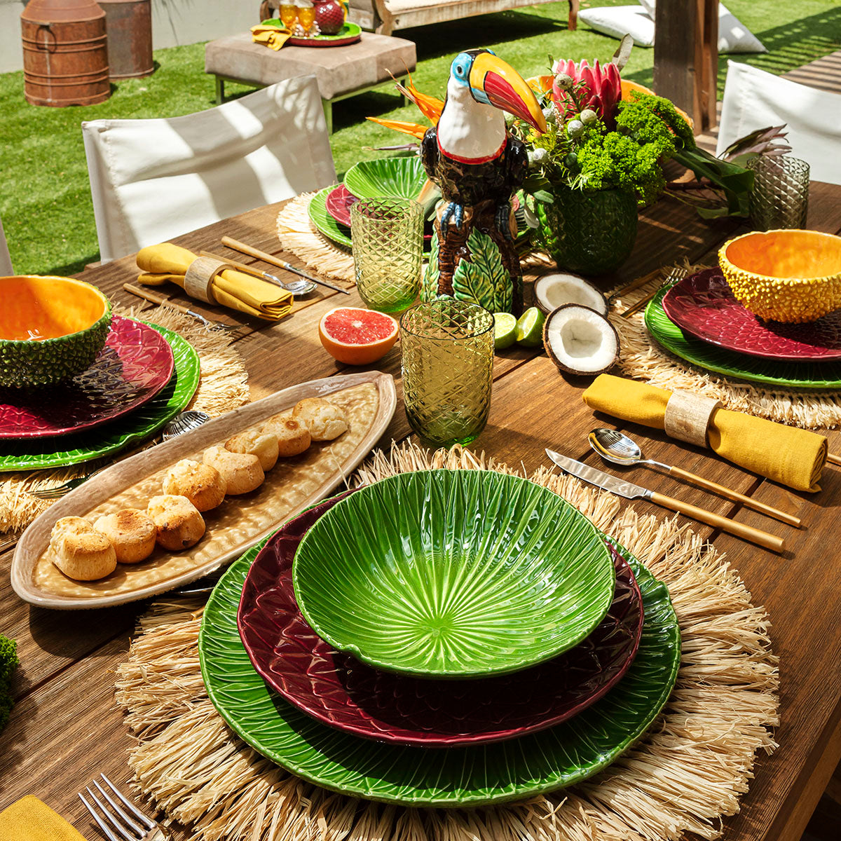 An image of Bordallo Pinheiro Amazonia Dinner Plate