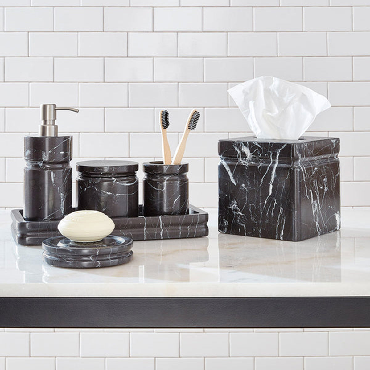 An image of Sferra Marquina Storage Tray - Black