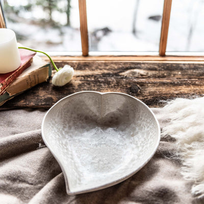 An image of Simon Pearce Crystalline Twist Heart Bowl