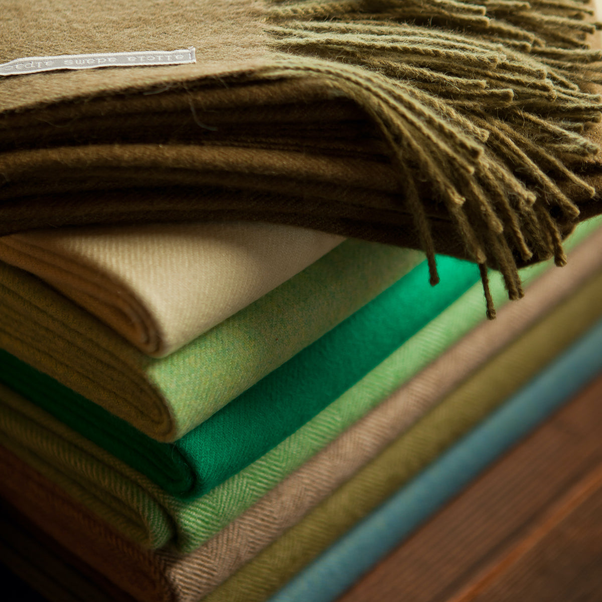 An image of Alicia Adams Classic 100% Alpaca Throw