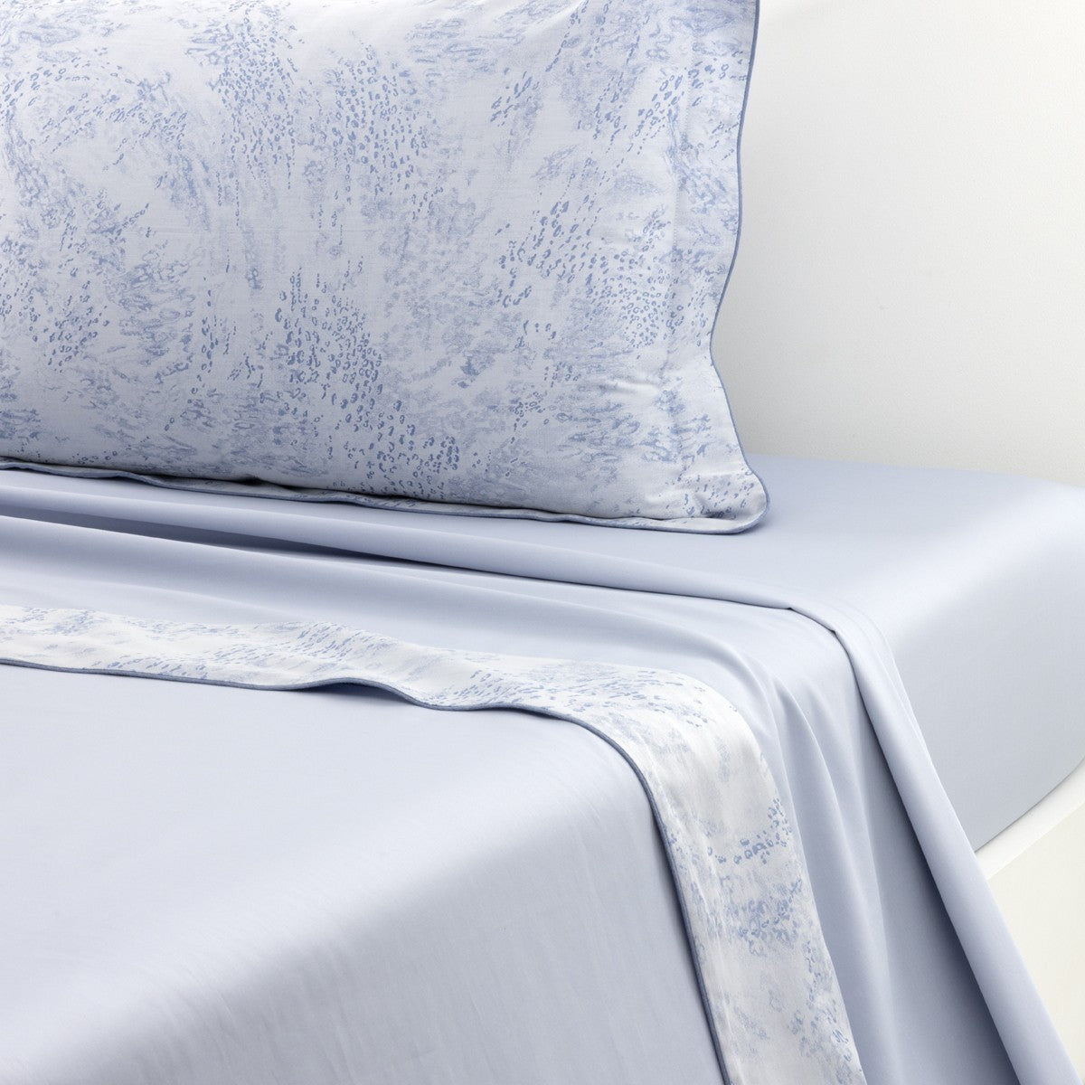 Yves Delorme Ecumes Flat Sheet