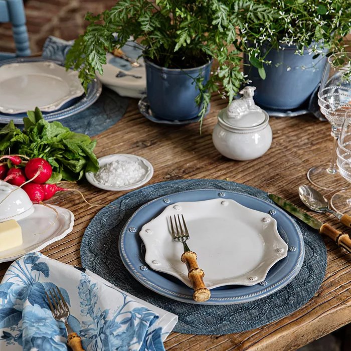 An image of Juliska Berry & Thread Scalloped Dessert/Salad Plate