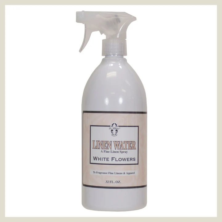 An image of Le Blanc White Flower Linen Water