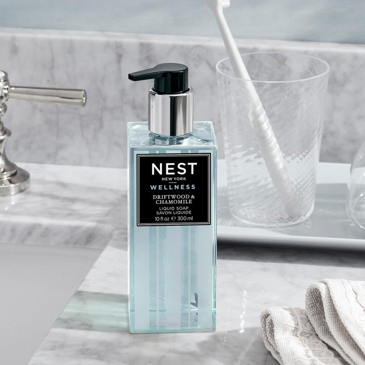 An image of Nest Fragrances Driftwood & Chamomile Liquid Soap 10 fl oz