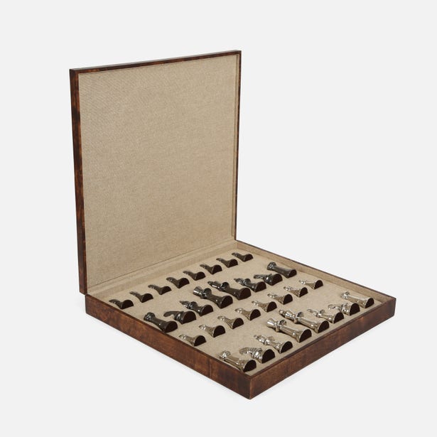 An image of Pigeon and Poodle Windsor Chess Set