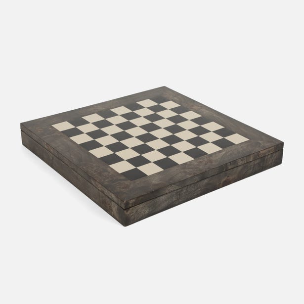 An image of Pigeon and Poodle Windsor Chess Set
