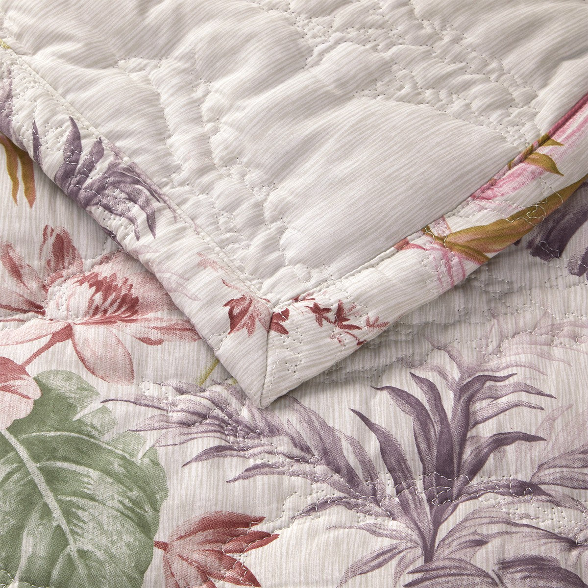 An image of Yves Delorme Fresque Quilted Coverlet
