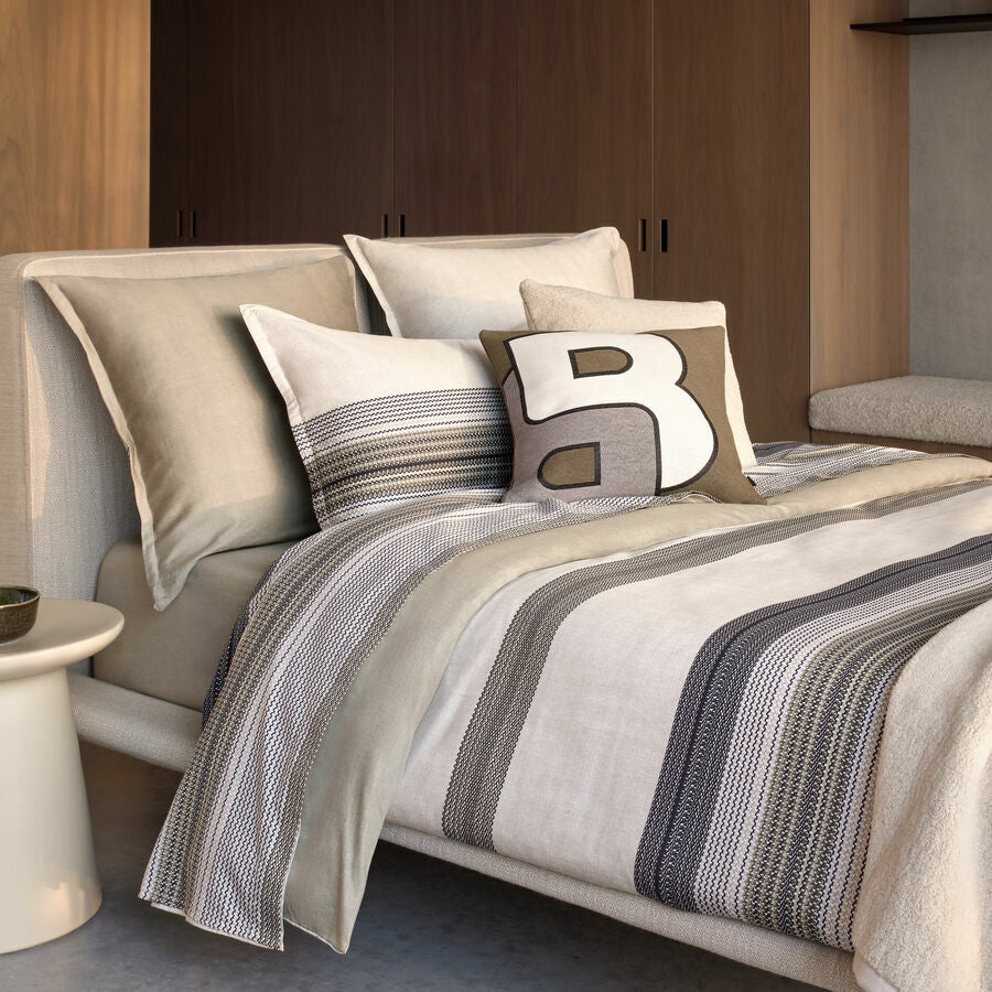 An image of Yves Delorme / Hugo Boss Modernist Stripe Duvet Cover