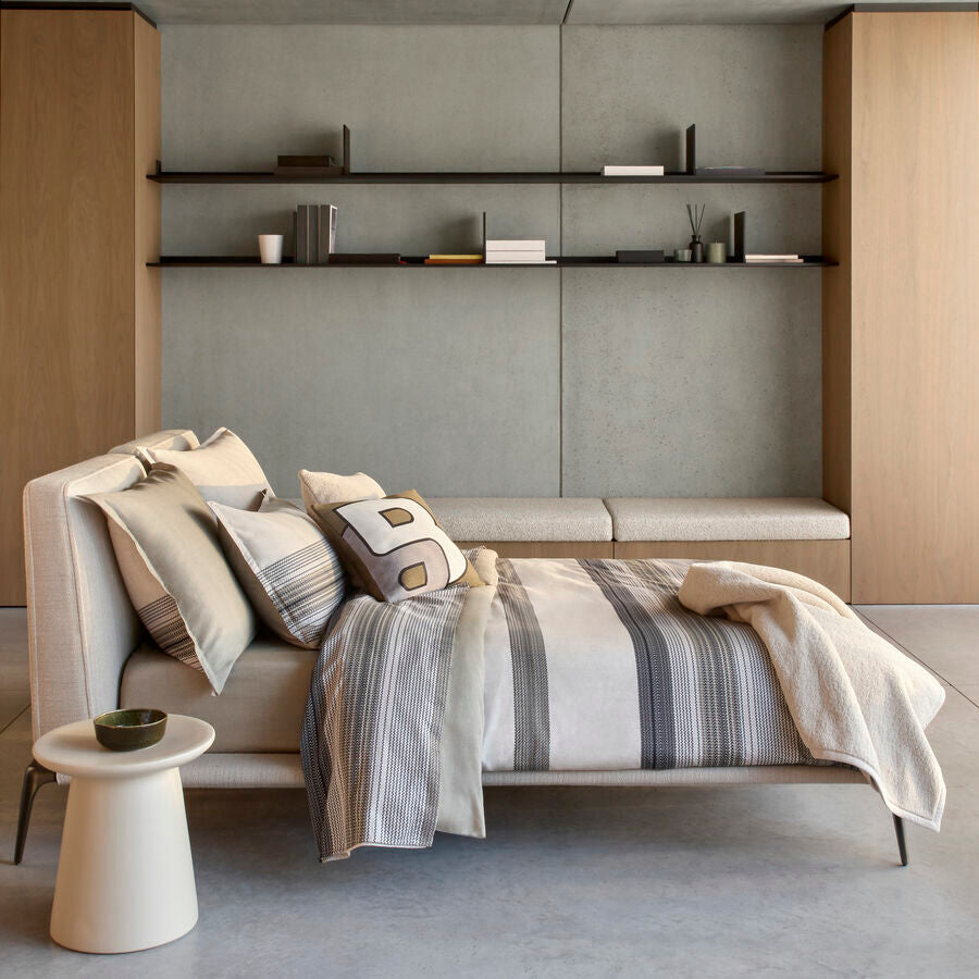An image of Yves Delorme / Hugo Boss Modernist Stripe Duvet Cover