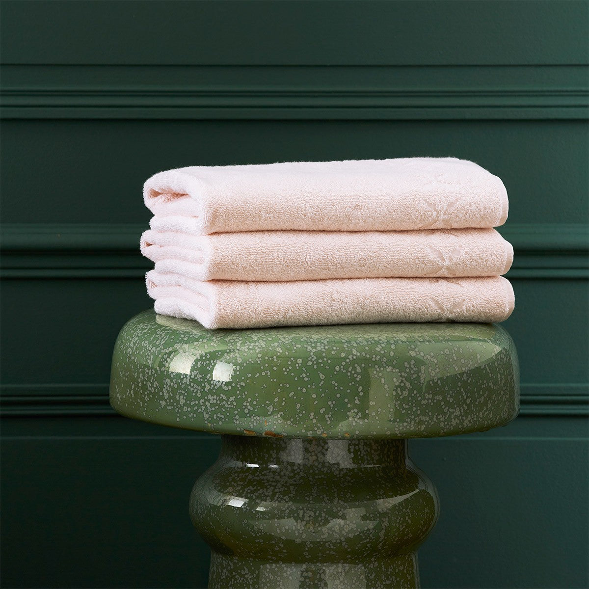 An image of Yves Delorme Nature Bath Sheet