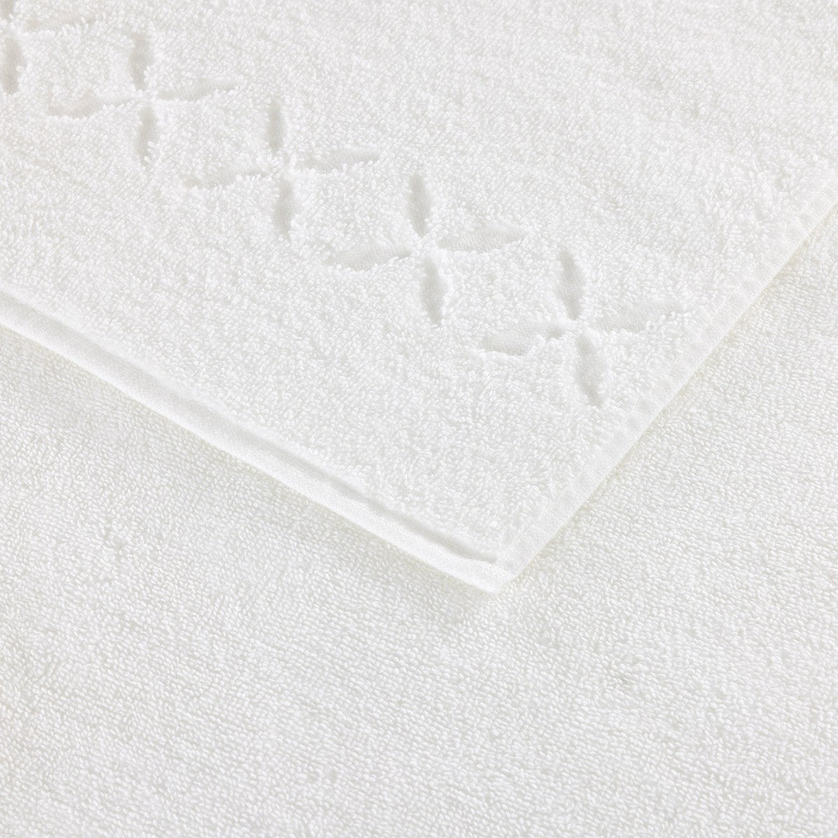 An image of Yves Delorme Nature Bath Towel