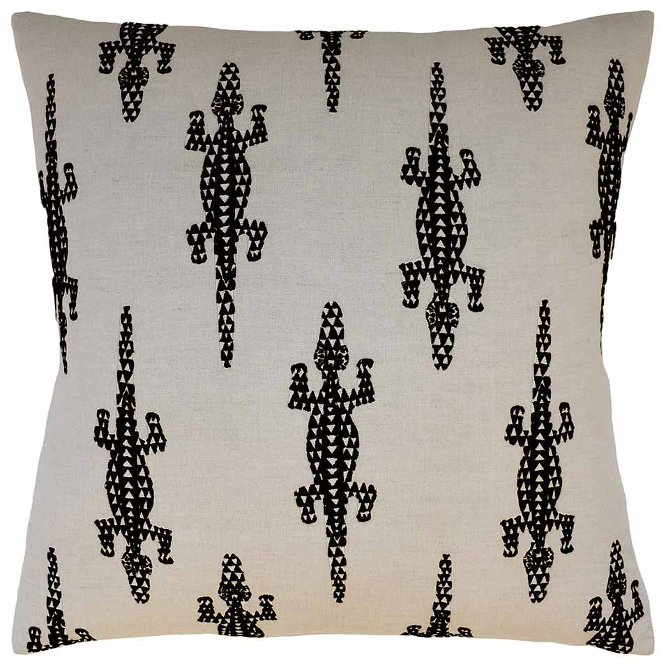 Ryan Studio Baracoa Embroidery Decorative Pillow