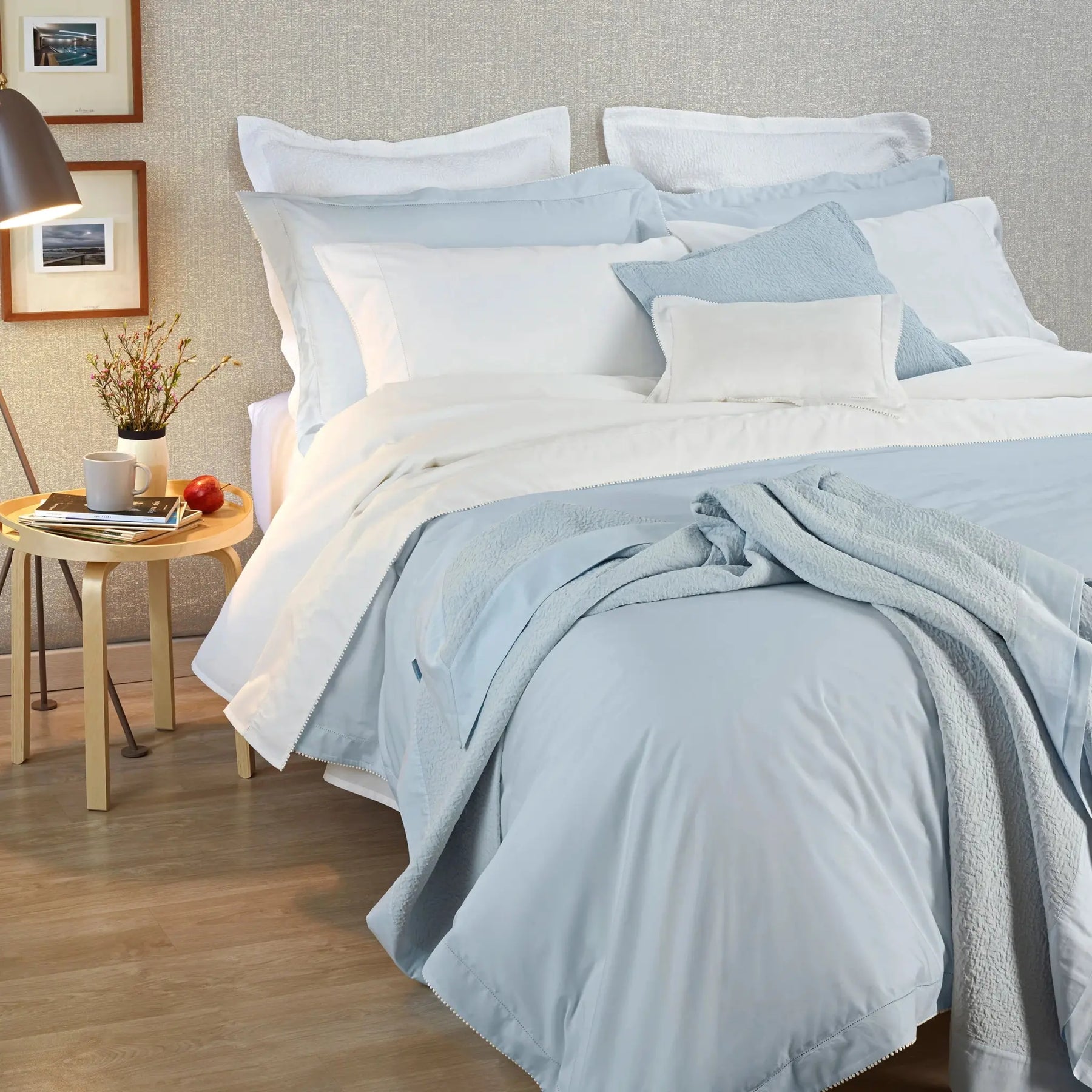 An image of Amalia Home Flora Duvet Cover