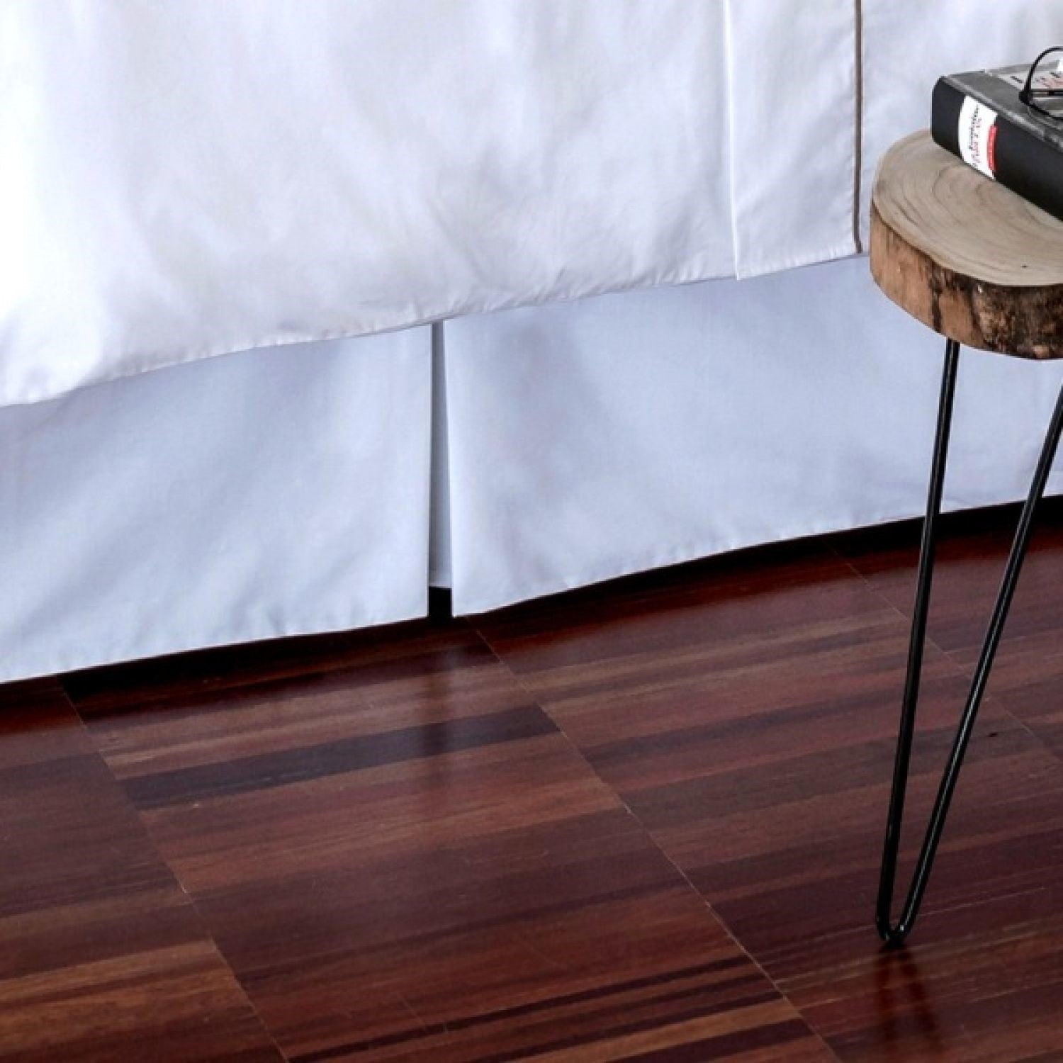 An image of Bovi Simply Percale Bed Skirt