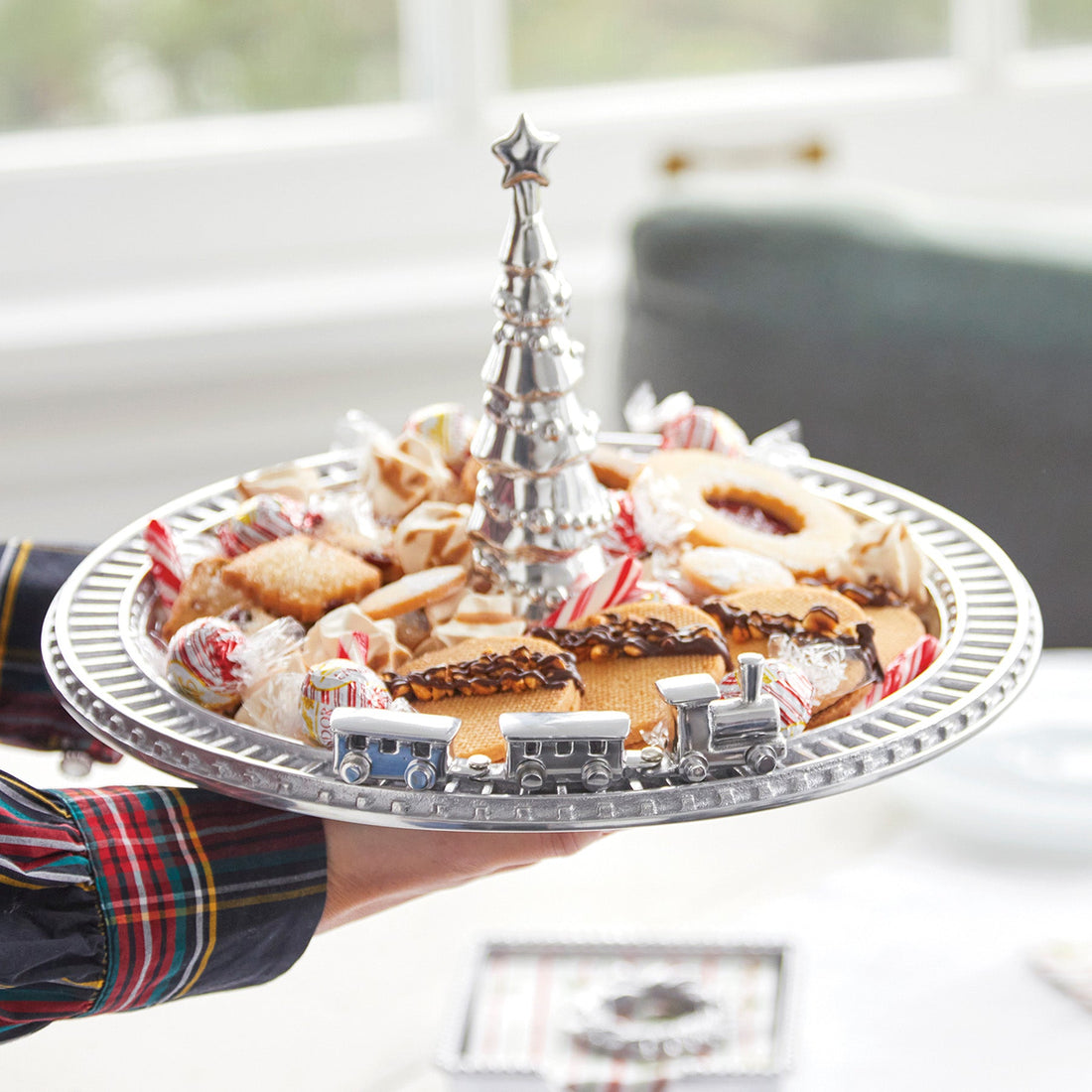 An image of Mariposa Christmas Tree and Train Server