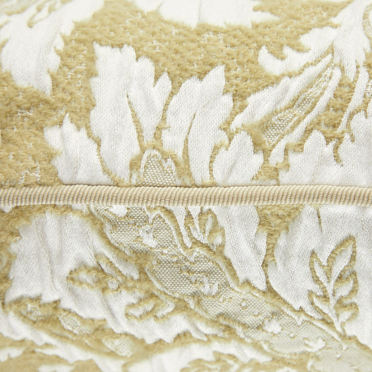 An image of Yves Delorme Tileul Decorative Pillow