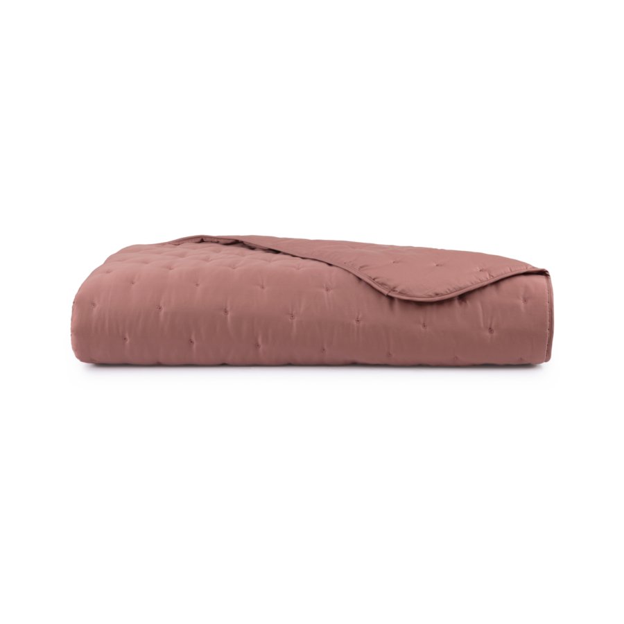 An image of Yves Delorme Triomphe Counterpane/Bed Runner