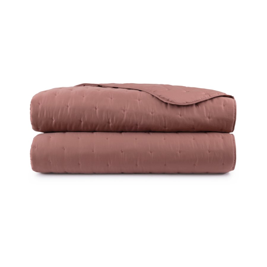 An image of Yves Delorme Triomphe Quilted Coverlet