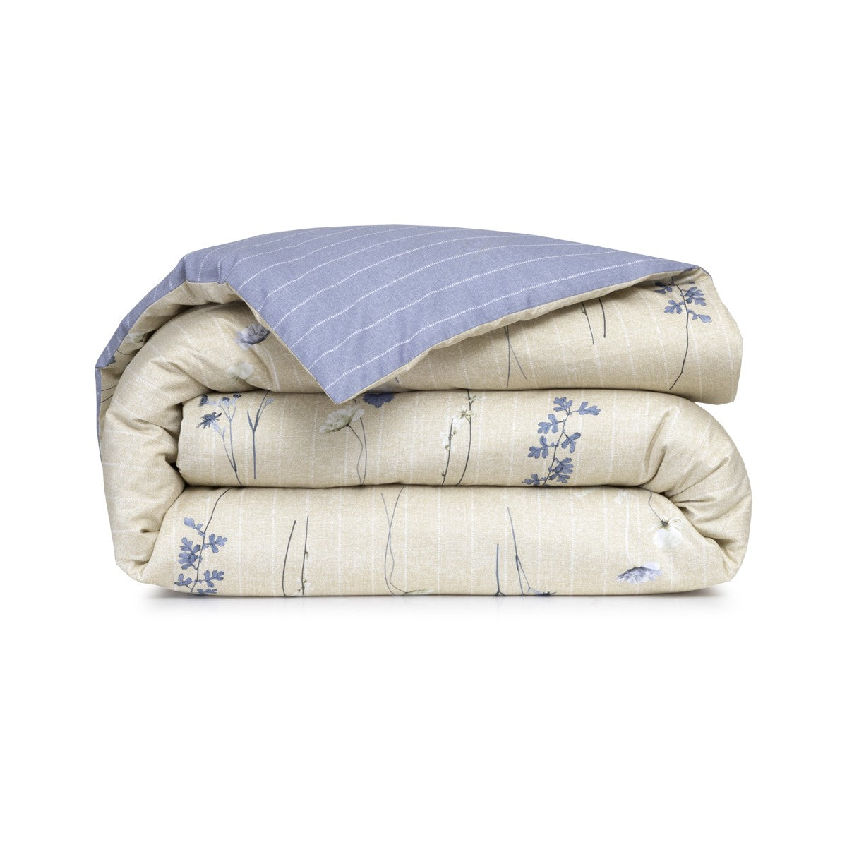 An image of Yves Delorme/Boss  Azure Mist Duvet Cover