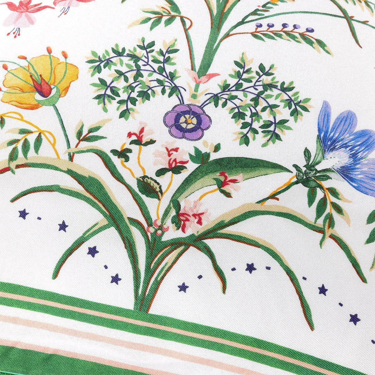 An image of Yves Delorme Botanic 18" Decorative Pillow