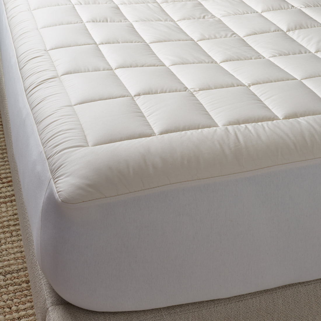 An image of Scandia Home Bio-Wool Mattress Pad