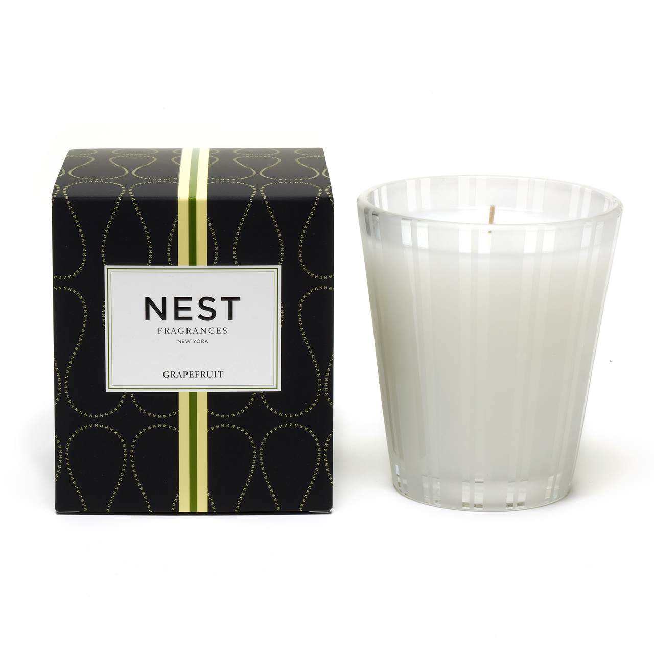 An image of Nest Fragrances Grapefruit Classic Candle 8.1 oz