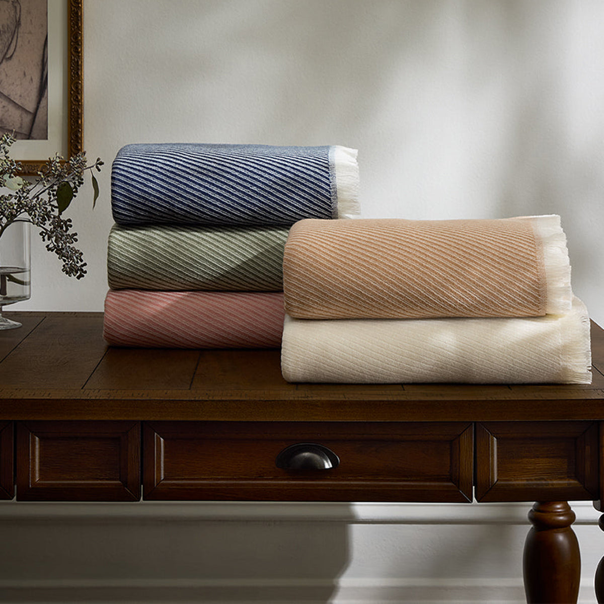 An image of Sferra Taormina Throw