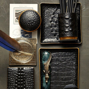 L'Objet Crocodile Round Box