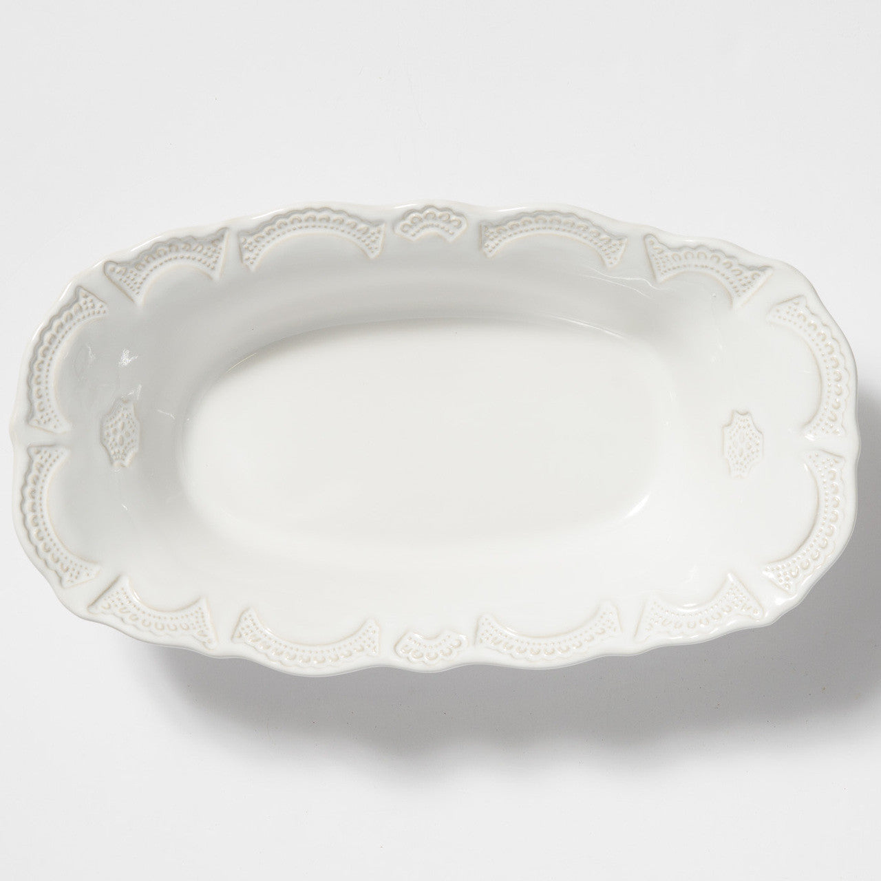 An image of Vietri Incanto Stone White Lace Large Au Gratin
