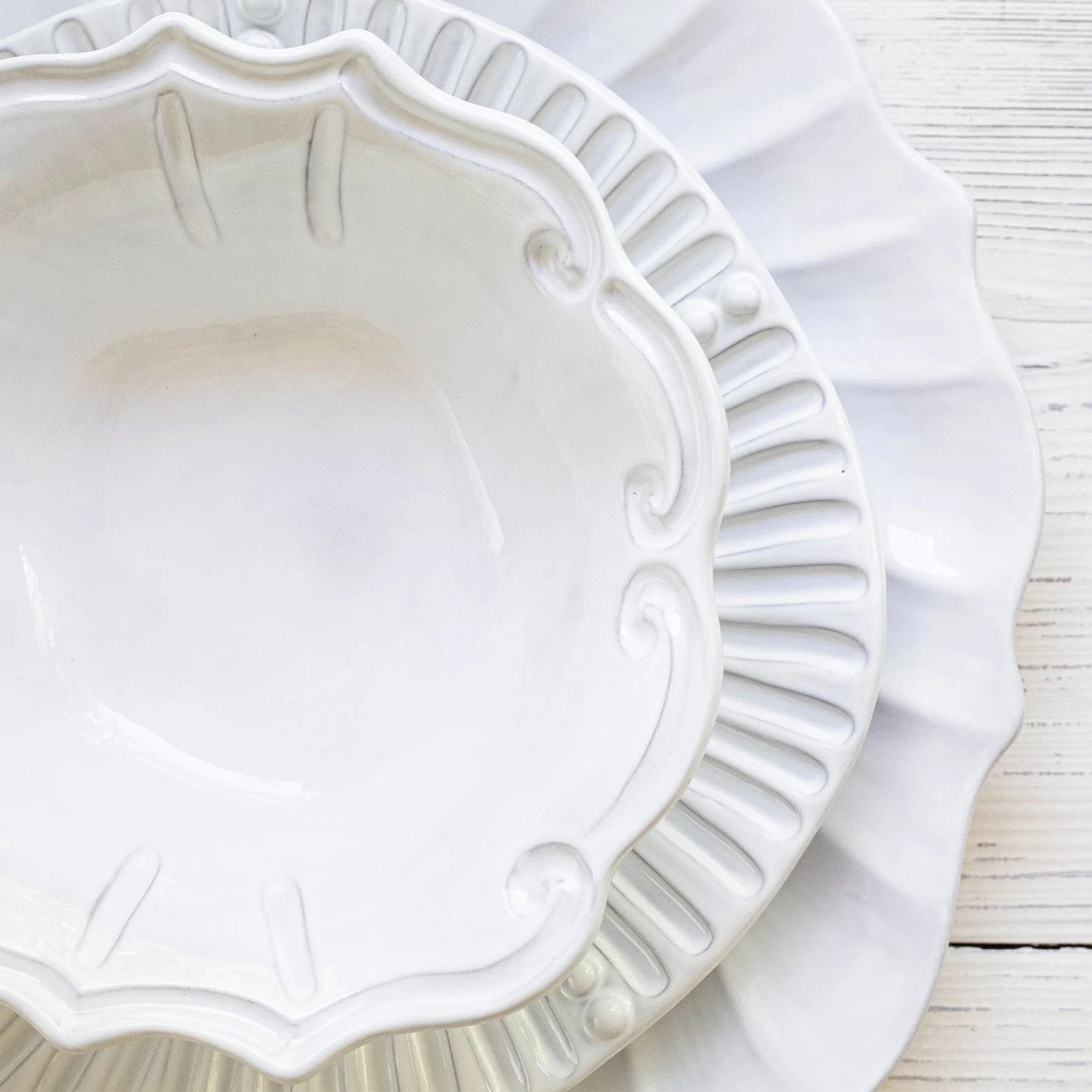 An image of Vietri Incanto White Stone Stripe Salad Plate