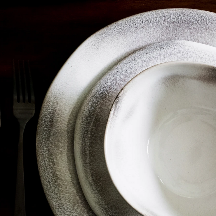 An image of Vietri Aurora Ash Dinner Plate