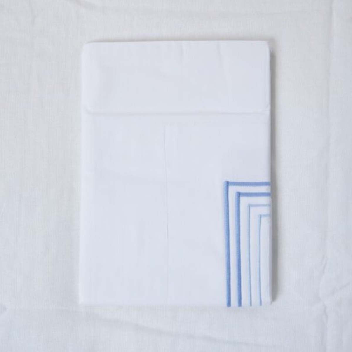 An image of Gracious Home 6-Line Embroidered Sham
