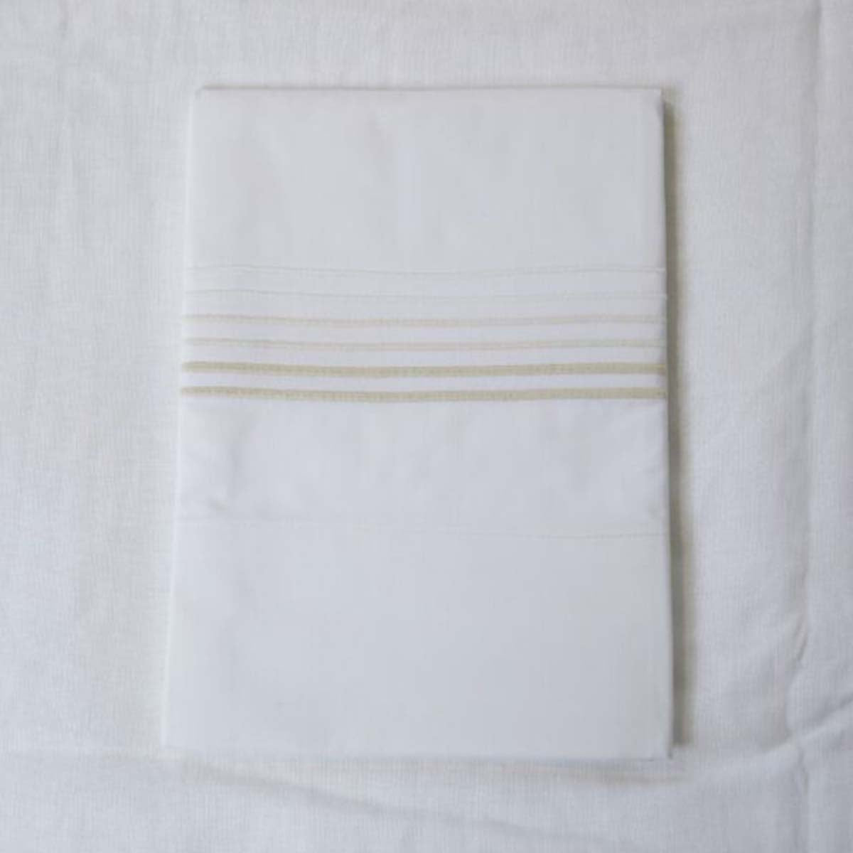 Gracious Home 6-Line Embroidered Flat Sheet
