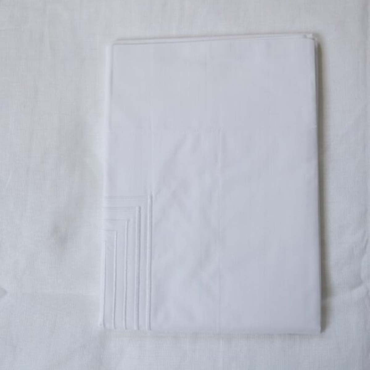 An image of Gracious Home 6-Line Embroidered Sham