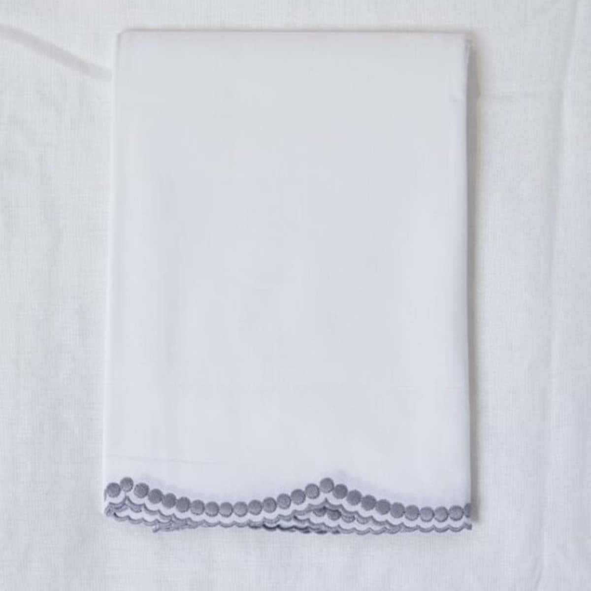 An image of Gracious Home Amanda Flat Sheet