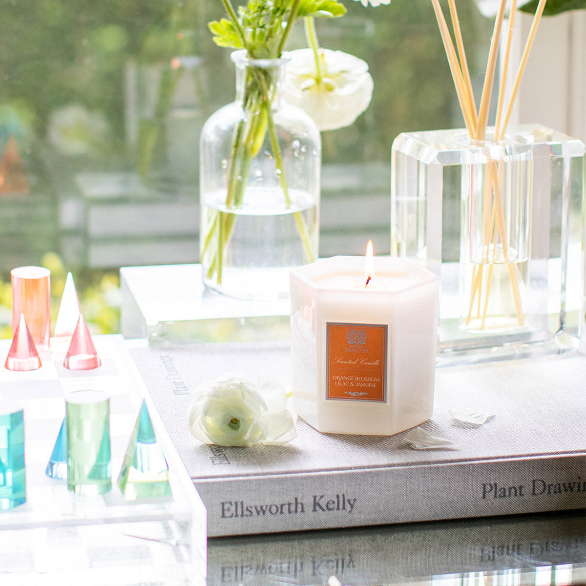 An image of Antica Farmacista Orange, Blossom Lilac & Jasmine Candle 9 oz