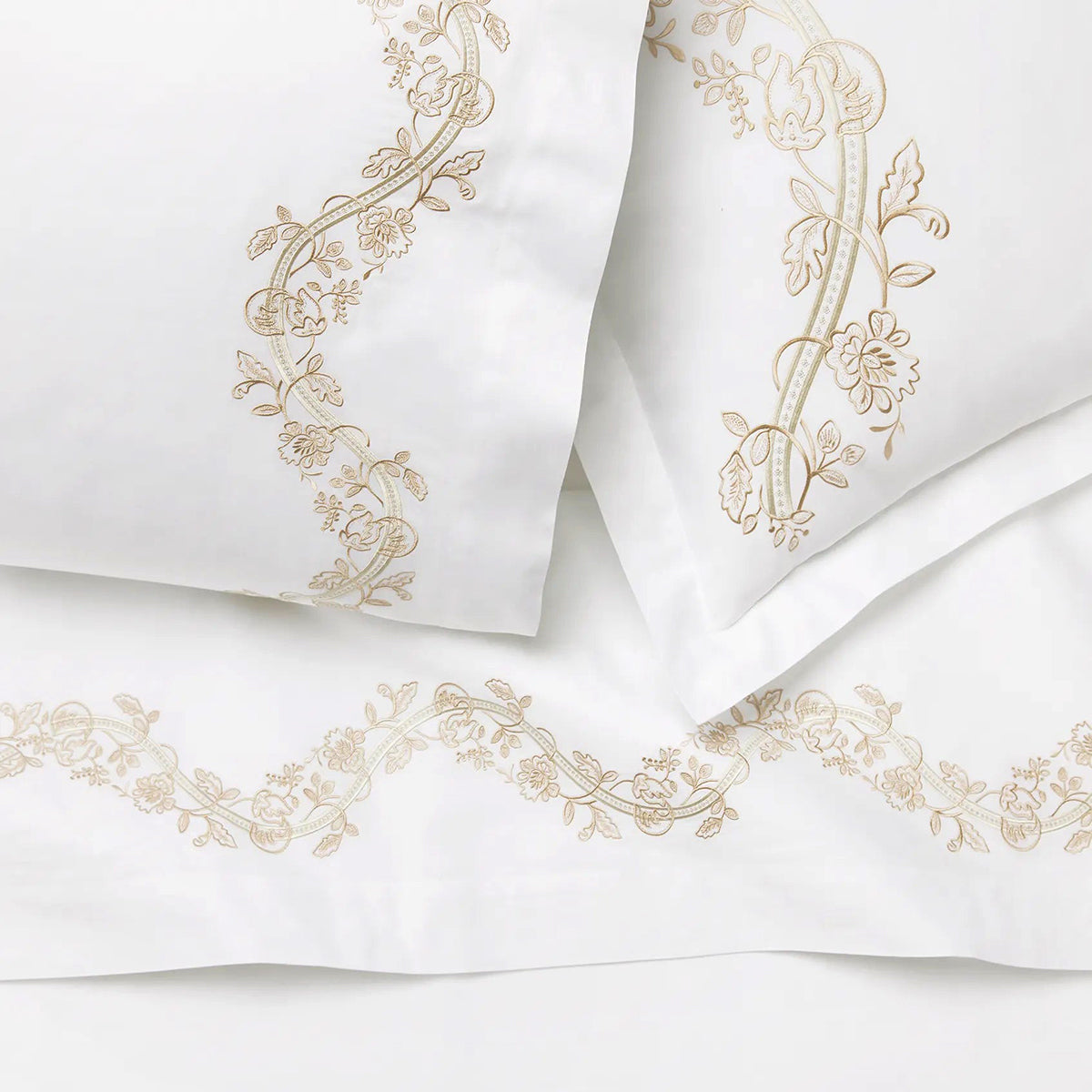 An image of Sferra Isabella Embroidered Flat Sheet