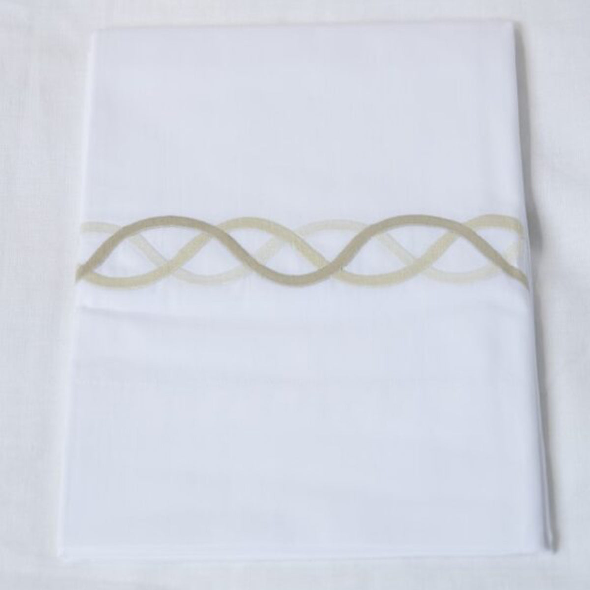 An image of Gracious Home Triple Chain Link Flat Sheet