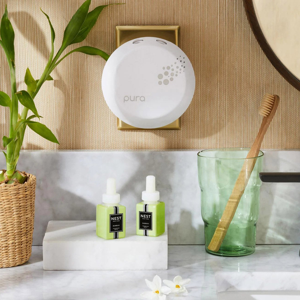 An image of Nest Fragrances Bamboo Pura Smart Diffuser Refill Set