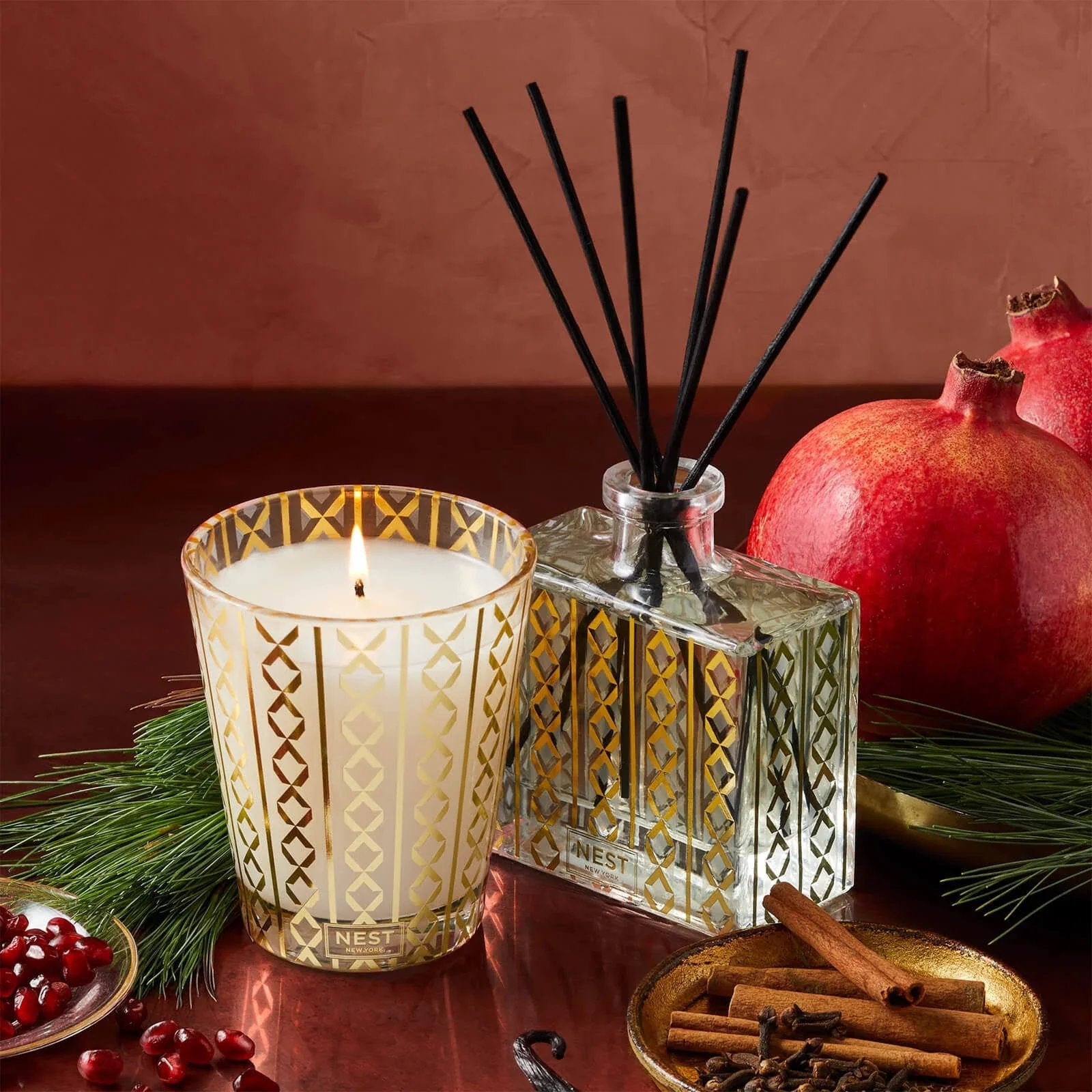 An image of Nest Fragrances Holiday Candle & Diffuser Set