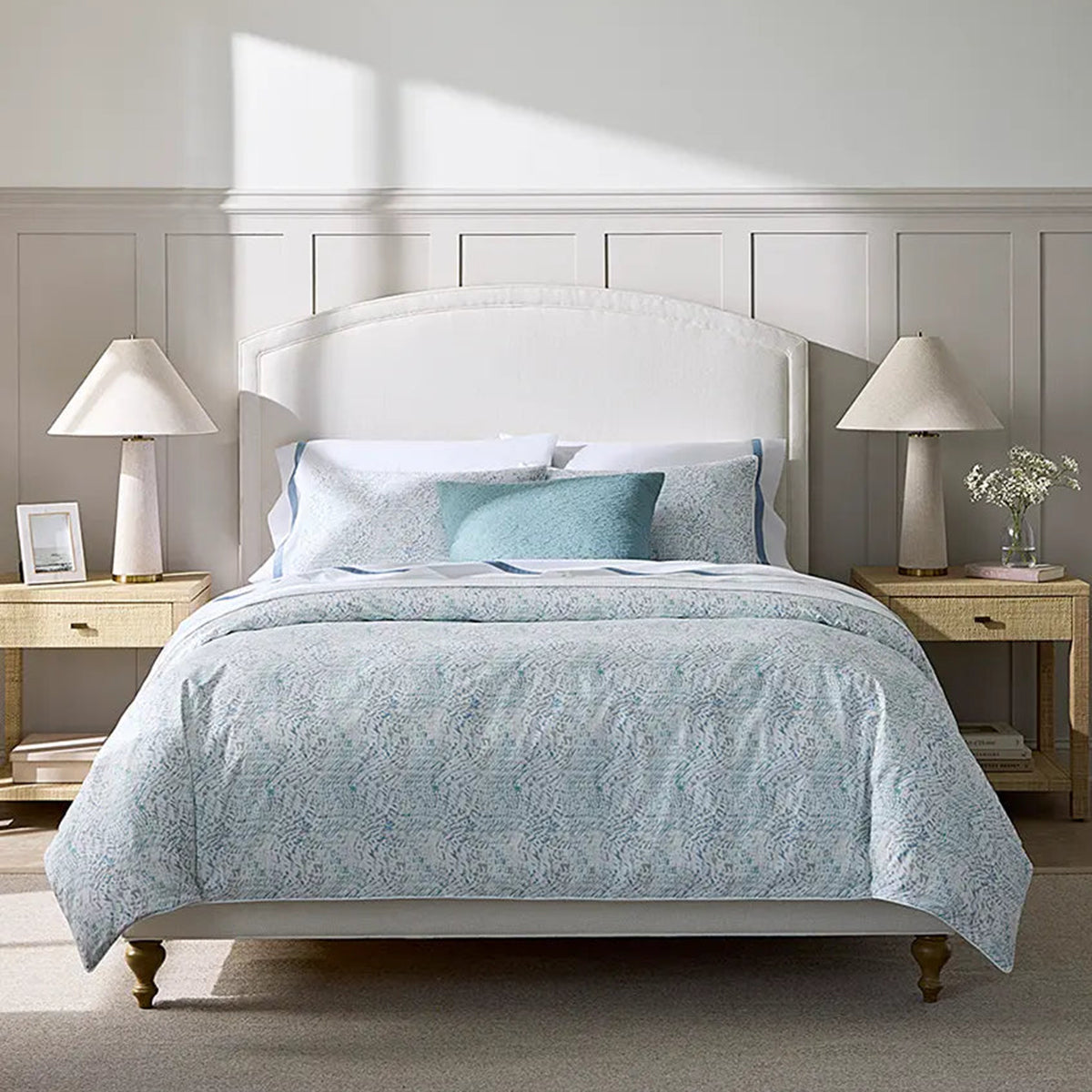An image of Sferra Meloria Duvet Cover