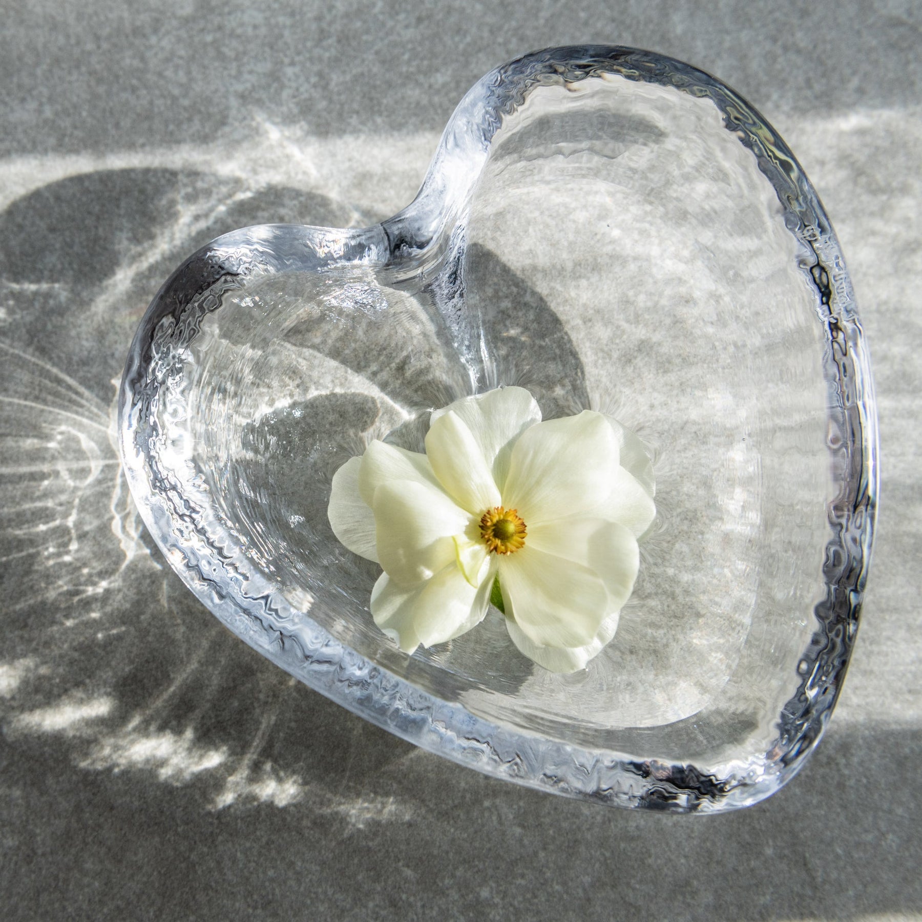 An image of Simon Pearce Highgate Heart Dish in Gift Box - L